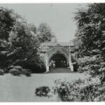 Farben, Fliesen, Fragen: Das Majolikahäuschen kehrt ins Gedächtnis der Stadt zurück