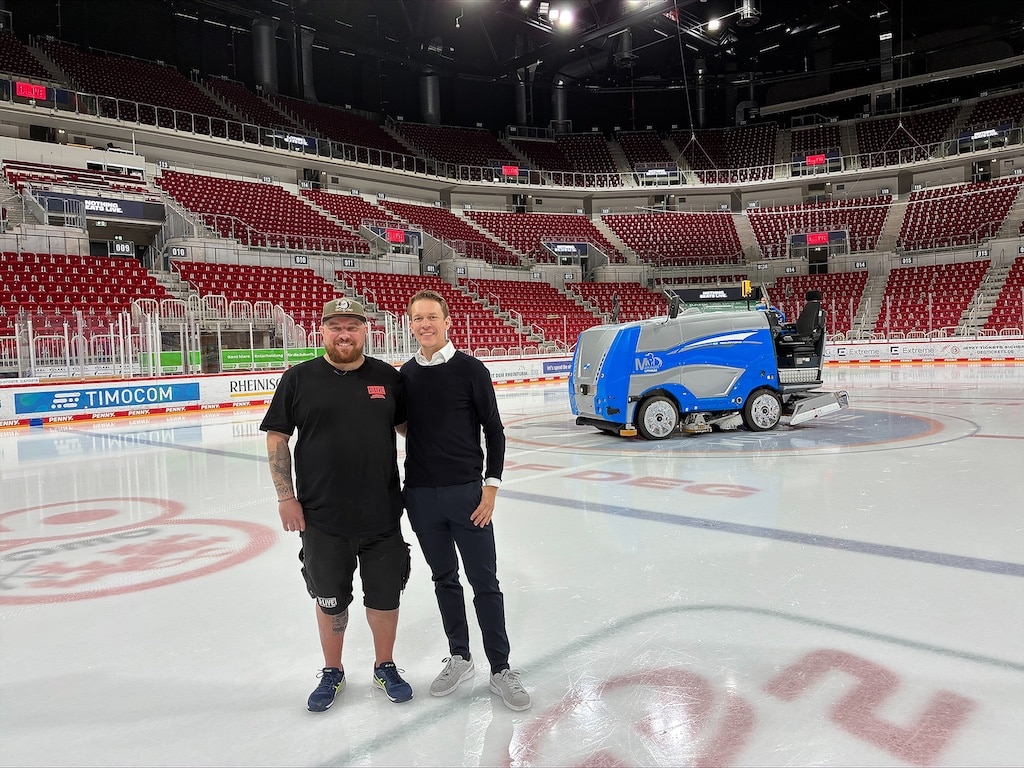 (v.l.n.r.): Bastian Wiedensee, Senior Manager Production D.LIVE, Kim Lachmann, CFO D.LIVE © D.LIVE