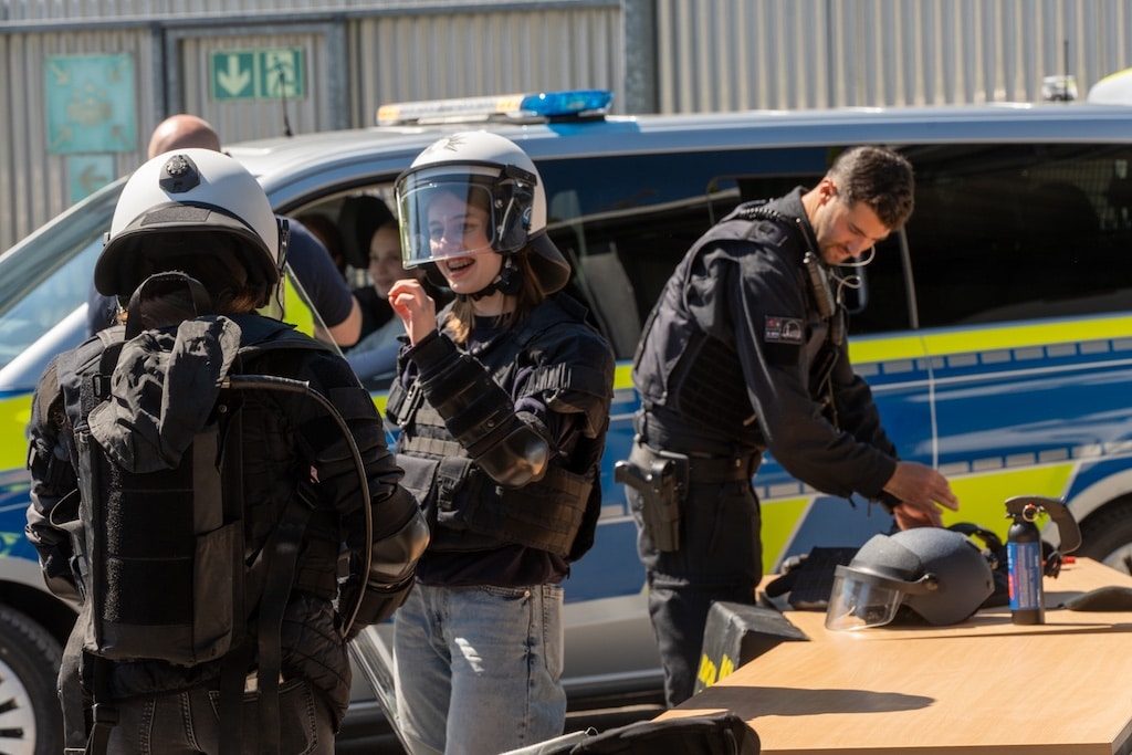 Girls' und Boys# Day bei der Polizei © Lokalbüro