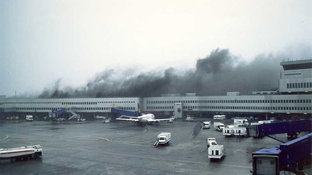 Brandunglück 11. April 1996 © Flughafen Düsseldorf/dpa