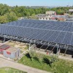 Größtes Solarfaltdach Deutschlands nimmt auf Klärwerk Süd Gestalt an