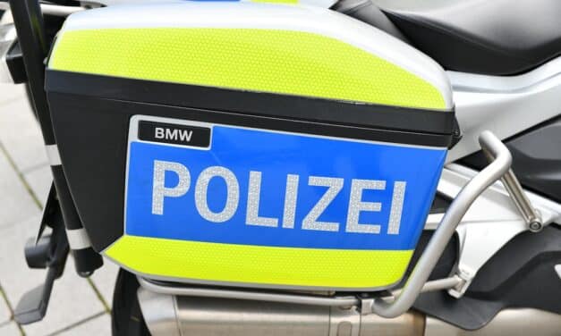 Pedelec-Training für Senioren: Polizei Düsseldorf lädt zum Sicherheitstraining ein