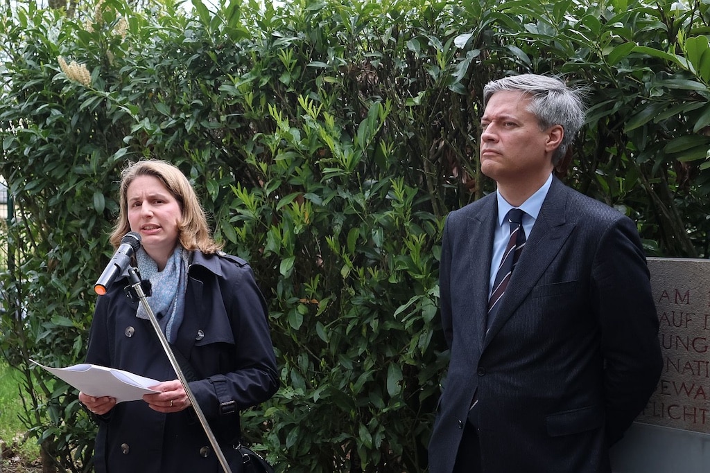 Dr. Andrea Ditchen und Bastian Fleermann