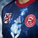 Fortuna setzt mit Sondertrikot „Düsseldorf am Rhein“ ein Zeichen für Stadt und Geschichte