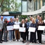 Mehr Teilhabe im Alter: Klüh fördert Düsseldorfer Seniorenprojekte mit 25.000 Euro