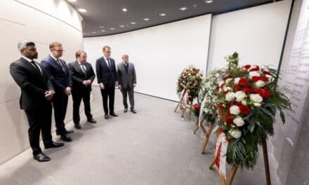 Stilles Gedenken am Düsseldorfer Flughafen: 30 Jahre nach der Brandkatastrophe