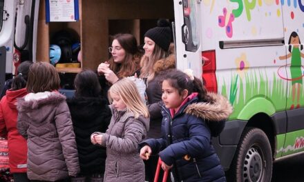 Spielmobil erweitert Freizeitangebot in Düsseldorfer Parks