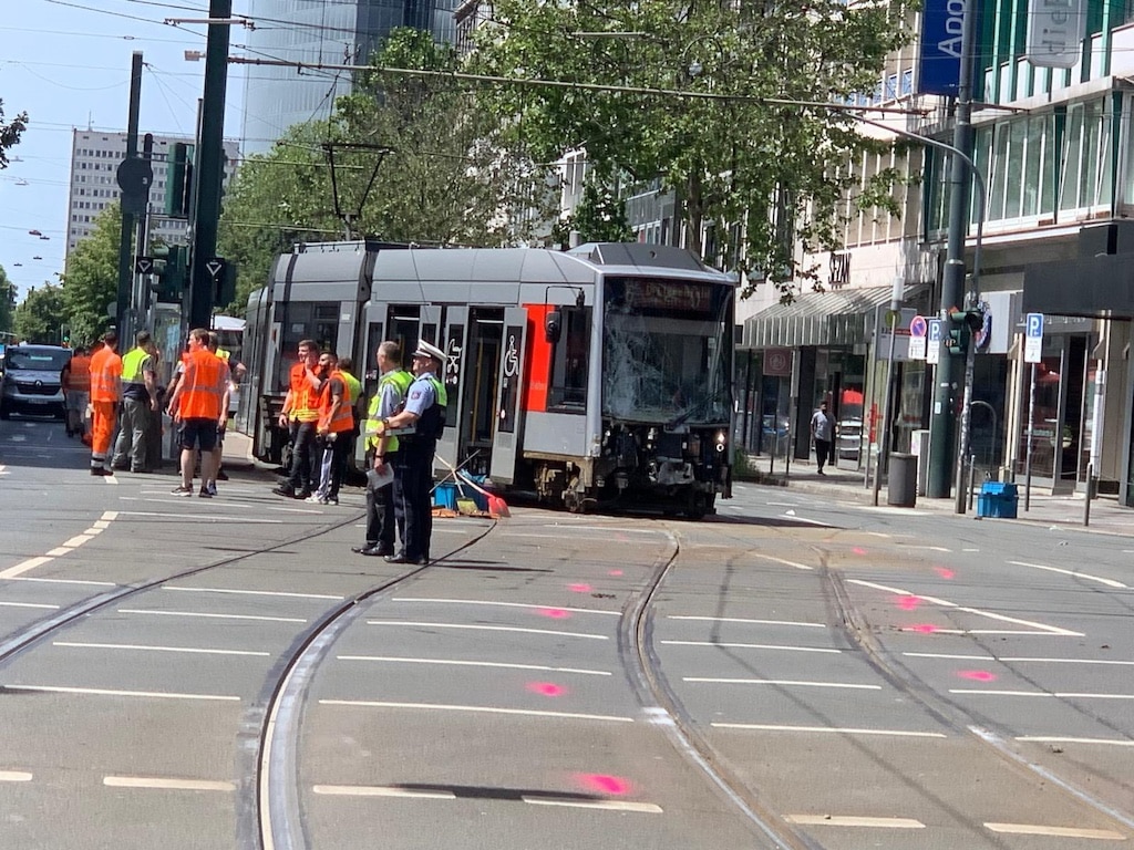 Unfall zweier Straßenbahnen © LB / Olaf Oidtmann
