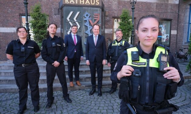 Bodycams für den OSD: Stadt sieht Einführung auf der Zielgeraden – SPD/Volt fordert schnelleres Tempo