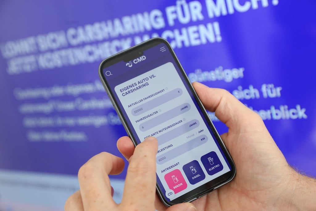 Der neue Carsharing-Rechner hilft unkompliziert bei Fragen nach den Vorteilen der Nutzung des Sharings oder des eigenen Autos. ©&nbsp;Landeshauptstadt Düsseldorf/Ingo Lammert