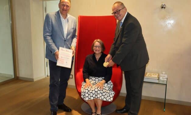 Klaudia Zepuntke erhält Jakob-Faasen-Plakette 2026