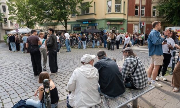 Zehn Jahre Büdchentag: Düsseldorf feiert seine Kioske als Bühnen