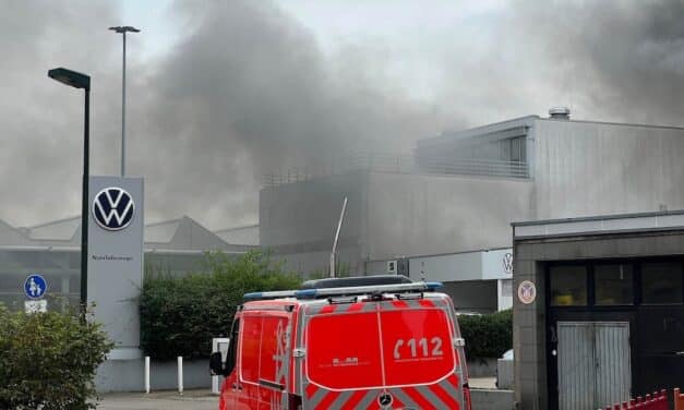 Brand im Volkswagen-Zentrum: Polizei nennt Ursache