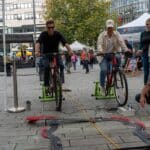 Energiespartag auf dem Schadowplatz: Düsseldorfer informieren sich über Wärmewende