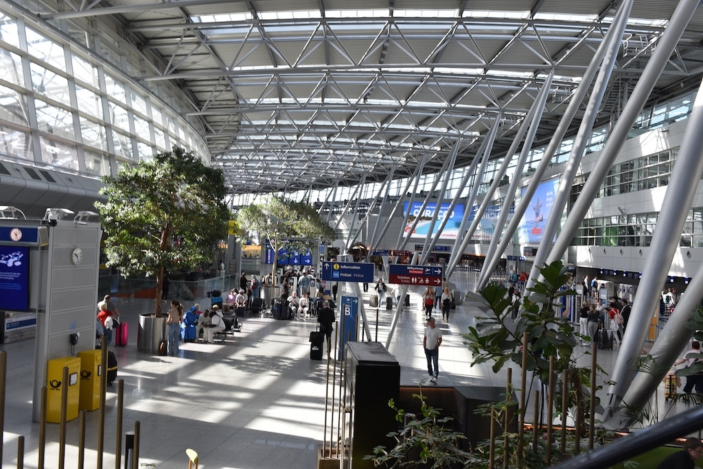 Symbolbild Flughafen Düsseldorf © Lokalbüro