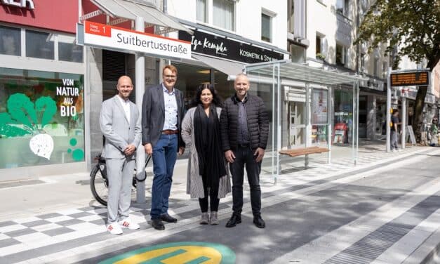 Haltestelle „Suitbertusstraße” in Bilk pünktlich fertiggestellt – erstes Radkap im Rheinbahn-Netz