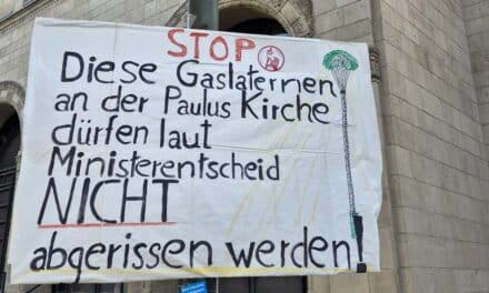 Gaslaternen-Streit in Düsseldorf: Stadt spricht von Versehen, Initiative meldet Teilerfolg