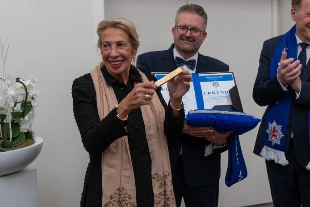 Die goldene Pritsche für Gertrud Schnitzler Ungermann © LB / Olaf Oidtmann