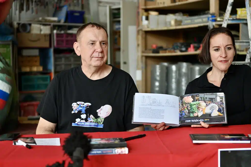 Jacques Tilly und Herausgeberin Eva Creutz © Lokalbüro
