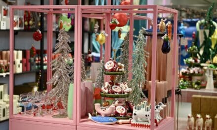 200 glitzernde Winkewichtel: Björn Kroner bringt Weihnachten in Rosa auf die&nbsp;Kö