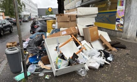 Düsseldorfer Mülldetektive erfolgreich: Bis zu 3.000 Euro Bußgeld für illegale Müllentsorgung