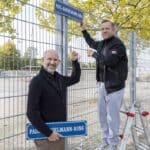 Ringstraße an der Düsseldorfer Arena heißt jetzt Paul-Gauselmann-Ring