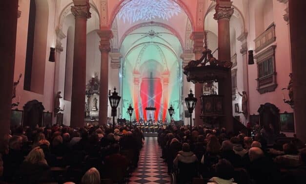 Weihnachtsklänge mit besonderem Sound: Die Swinging Funfares kehren in die Maxkirche zurück