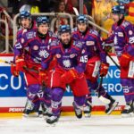 DEG feiert Startrekord: 5:3 gegen Freiburg bringt den neunten Sieg im neunten Spiel