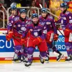 DEG feiert Startrekord: 5:3 gegen Freiburg bringt den neunten Sieg im neunten Spiel