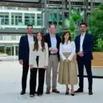 Fünf Unternehmen entscheiden sich für modernisierte Büroimmobilie in Düsseldorf – Oberbürgermeister Stephan Keller sieht darin ein Signal für den Wirtschaftsstandort